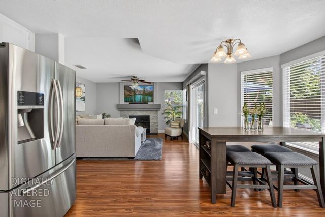 2218 Longview Dr, Roseville, CA 95747