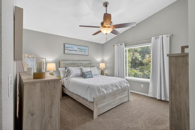 2218 Longview Dr, Roseville, CA 95747