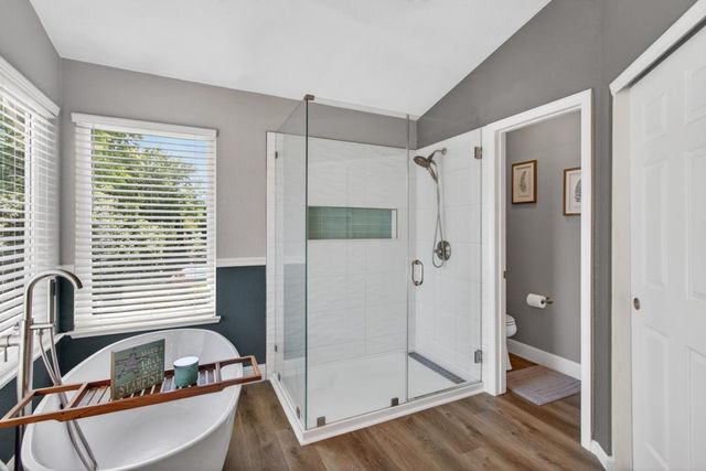 2218 Longview Dr, Roseville, CA 95747