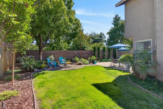 2218 Longview Dr, Roseville, CA 95747