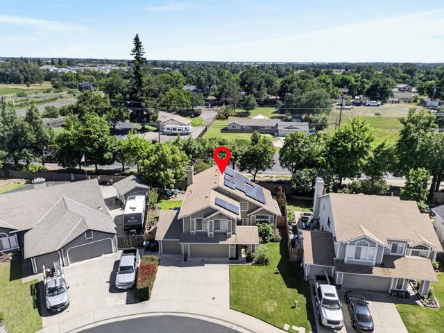 2218 Longview Dr, Roseville, CA 95747
