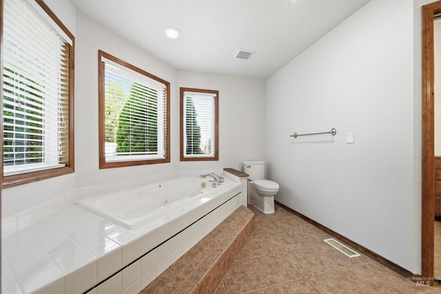 261 S Duke Ave, Eagle, ID 83616