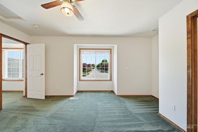 261 S Duke Ave, Eagle, ID 83616