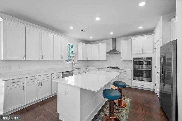 4 WILLIAM BOYER DR, Titusville, NJ 08560