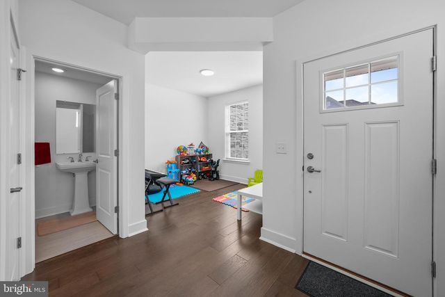 4 WILLIAM BOYER DR, Titusville, NJ 08560