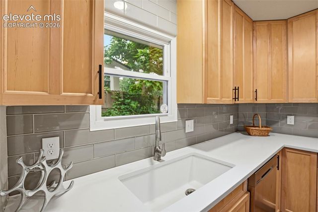 627 Skyline Avenue, Colorado Springs, CO 80905