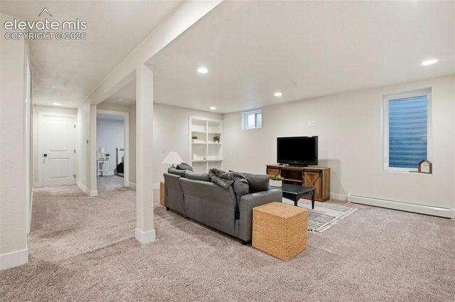 627 Skyline Avenue, Colorado Springs, CO 80905