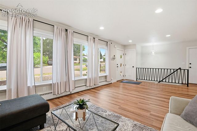 627 Skyline Avenue, Colorado Springs, CO 80905