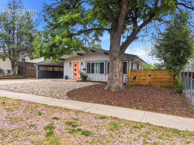627 Skyline Avenue, Colorado Springs, CO 80905