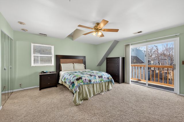 3914 N MOZART Street, Chicago, IL 60618