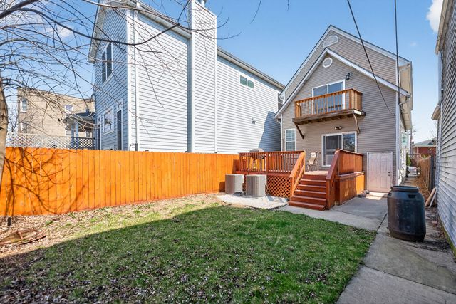 3914 N MOZART Street, Chicago, IL 60618