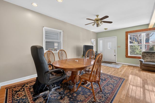 3914 N MOZART Street, Chicago, IL 60618