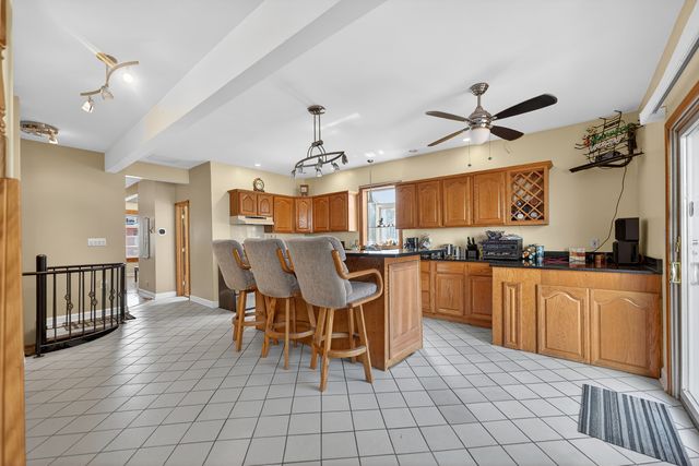 3914 N MOZART Street, Chicago, IL 60618