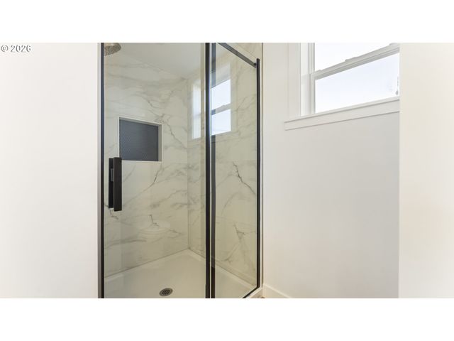 141 Ne D St, Willamina, OR 97396
