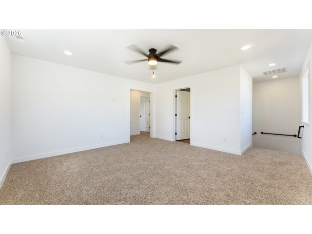 141 Ne D St, Willamina, OR 97396