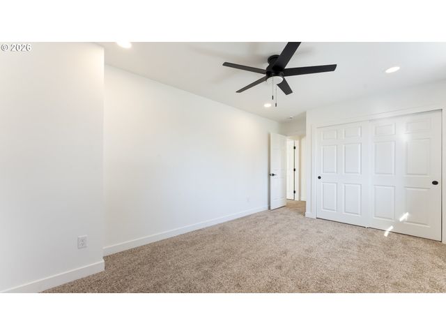 141 Ne D St, Willamina, OR 97396