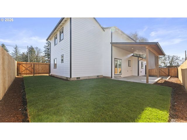 141 Ne D St, Willamina, OR 97396