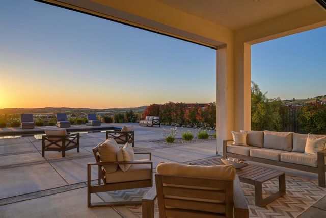 744 Candlewood Dr, El Dorado Hills, CA 95762