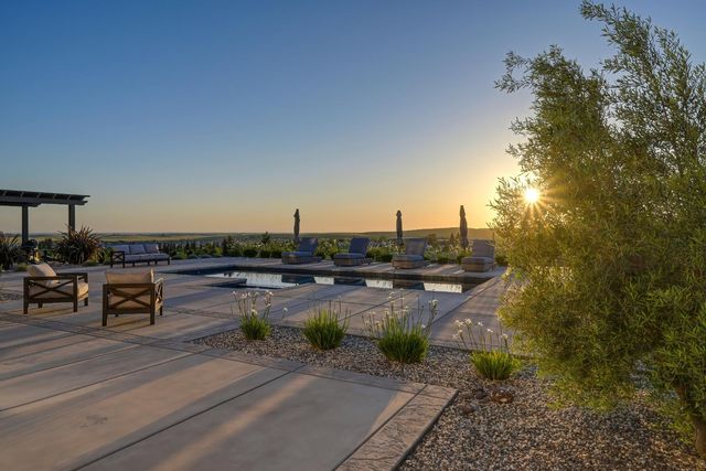 744 Candlewood Dr, El Dorado Hills, CA 95762