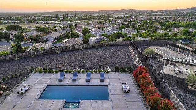 744 Candlewood Dr, El Dorado Hills, CA 95762