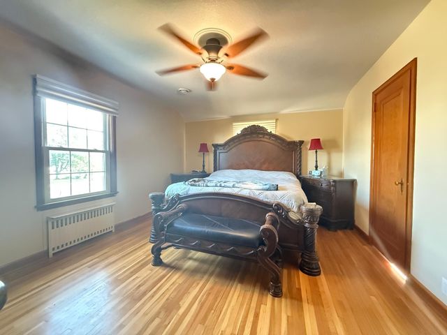 406 2nd Avenue SE, Pine Island, MN 55963