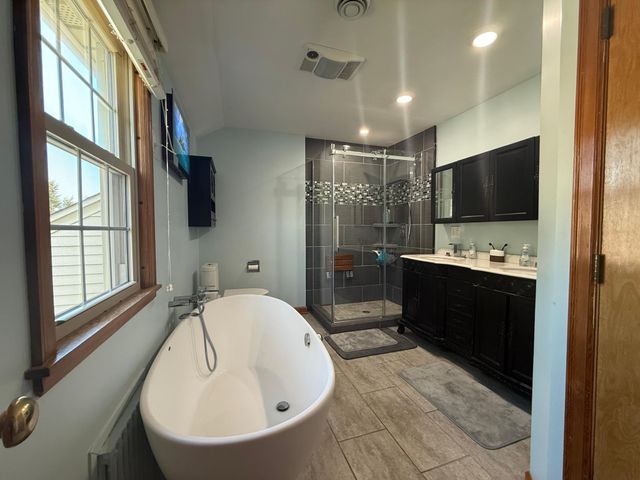 406 2nd Avenue SE, Pine Island, MN 55963