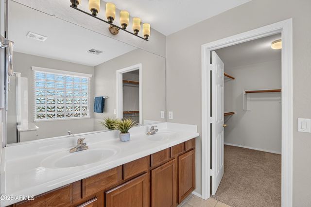 589 W HEREFORD Drive, San Tan Valley, AZ 85143