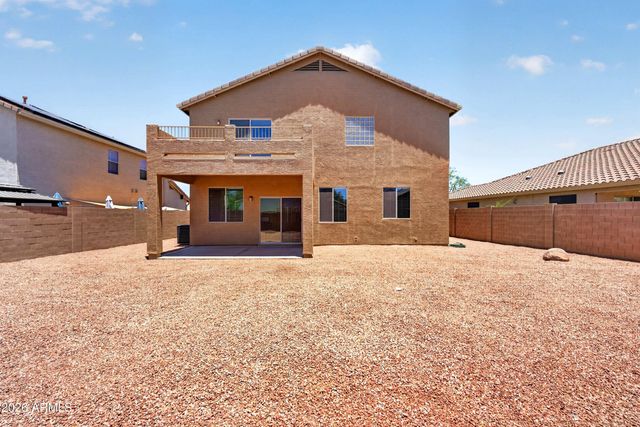 589 W HEREFORD Drive, San Tan Valley, AZ 85143