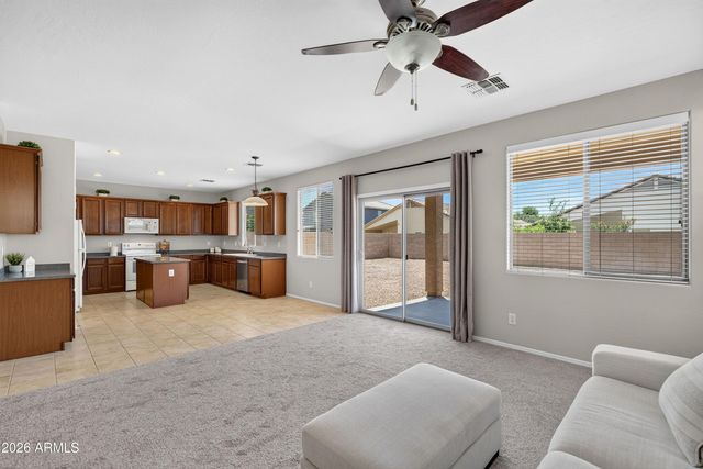 589 W HEREFORD Drive, San Tan Valley, AZ 85143