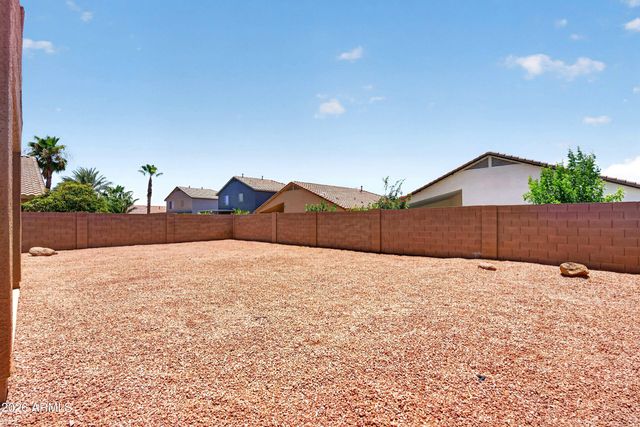 589 W HEREFORD Drive, San Tan Valley, AZ 85143