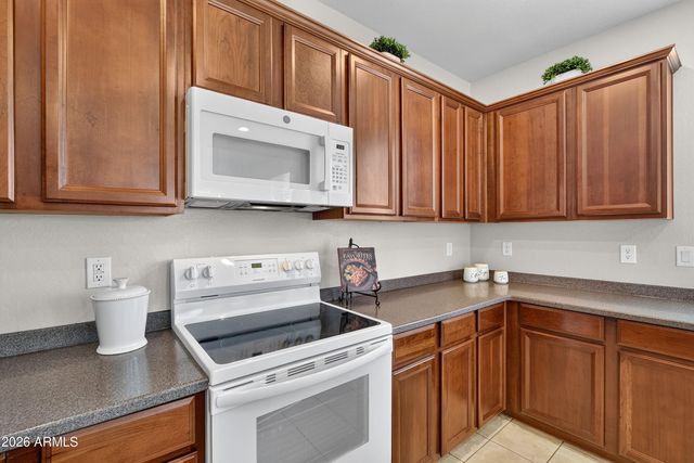 589 W HEREFORD Drive, San Tan Valley, AZ 85143