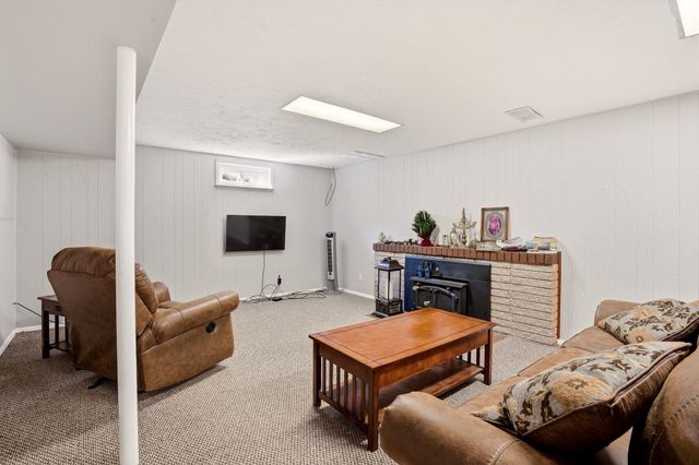 3010 W BISMARK Ave, Spokane, WA 99205