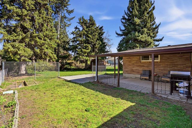 3010 W BISMARK Ave, Spokane, WA 99205