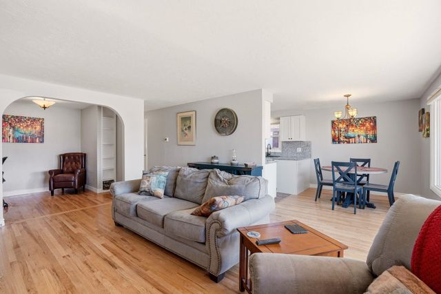 3010 W BISMARK Ave, Spokane, WA 99205