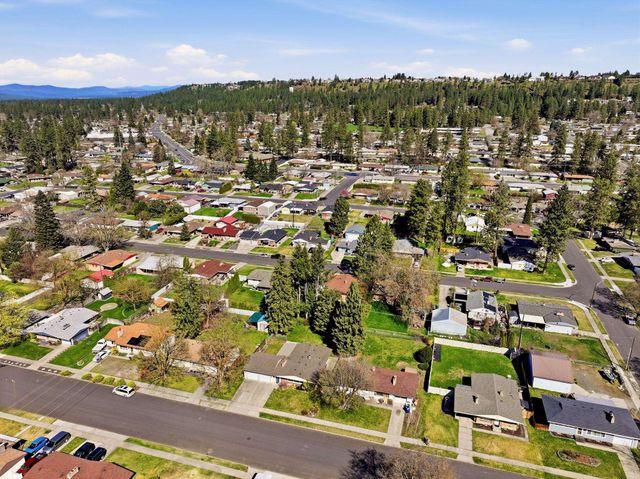 3010 W BISMARK Ave, Spokane, WA 99205