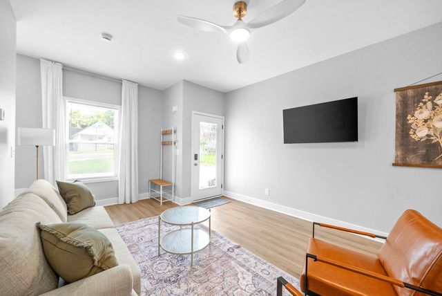 1113 Crossland Ave Unit A, Clarksville, TN 37040