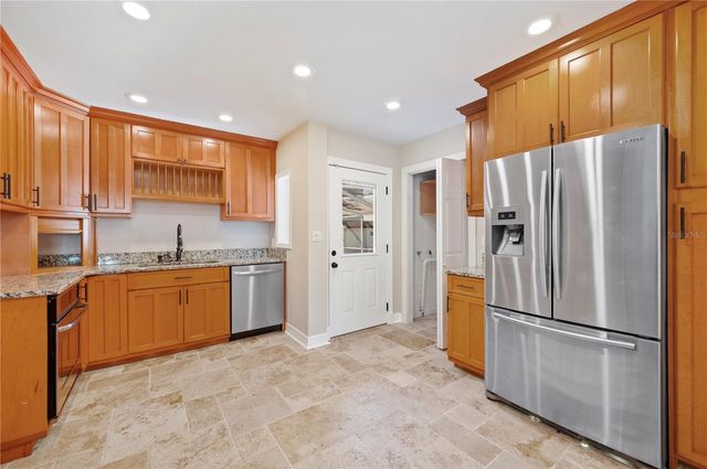 425 E BELMAR STREET, Lakeland, FL 33803