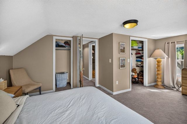 20 Westernview Cir, East Longmeadow, MA 01028
