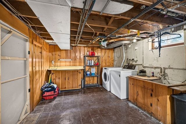 20 Westernview Cir, East Longmeadow, MA 01028
