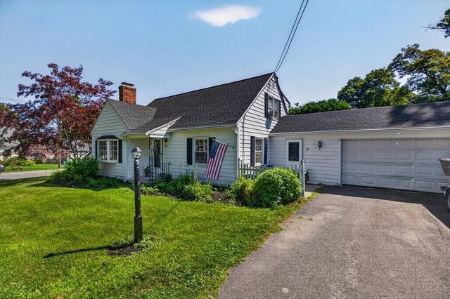 20 Westernview Cir, East Longmeadow, MA 01028