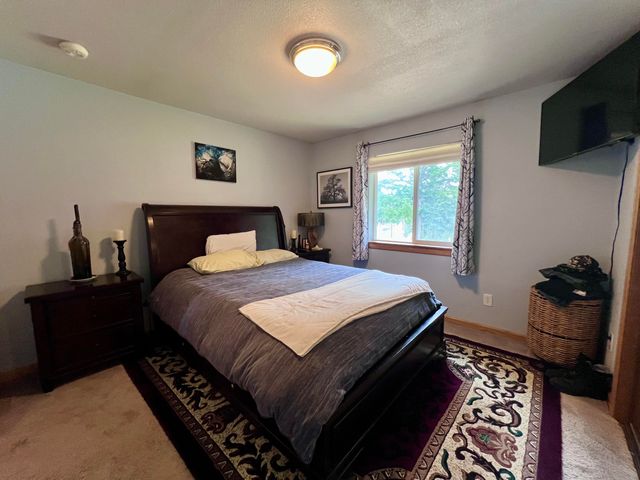 151 Redwood Road, Shelter Cove, CA 95589