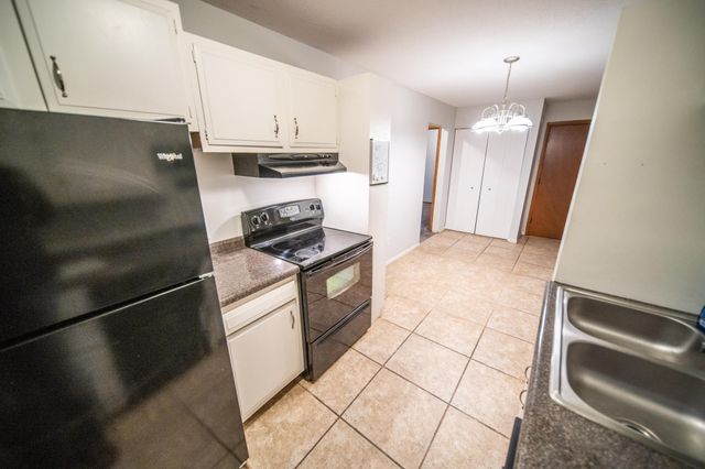 358 Elton Hills Drive NW 11, Rochester, MN 55901