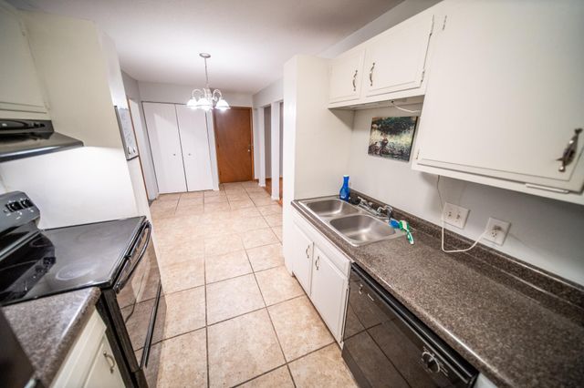 358 Elton Hills Drive NW 11, Rochester, MN 55901