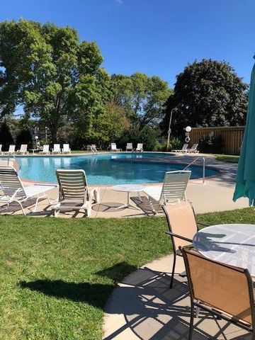 358 Elton Hills Drive NW 11, Rochester, MN 55901