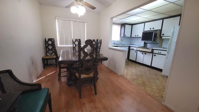 48 Stratford D, West Palm Beach, FL 33417