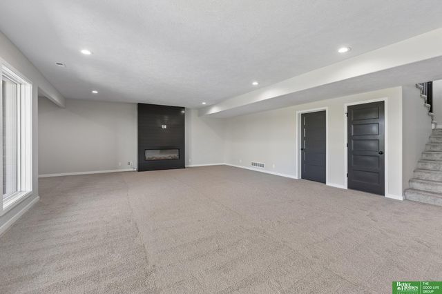 21416 Morning View Drive, Elkhorn, NE 68022
