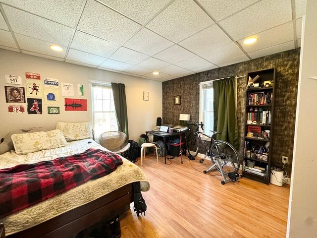 105 Buttonwood 1, Boston, MA 02125