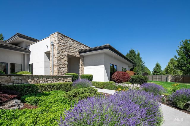 2020 E Barclay, Meridian, ID 83646