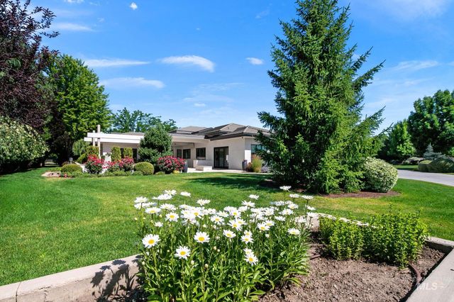 2020 E Barclay, Meridian, ID 83646