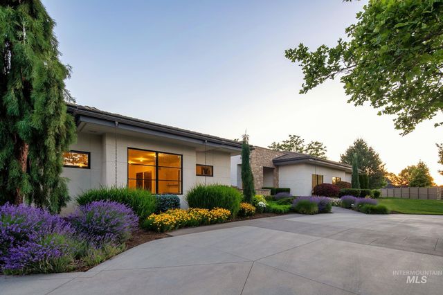 2020 E Barclay, Meridian, ID 83646